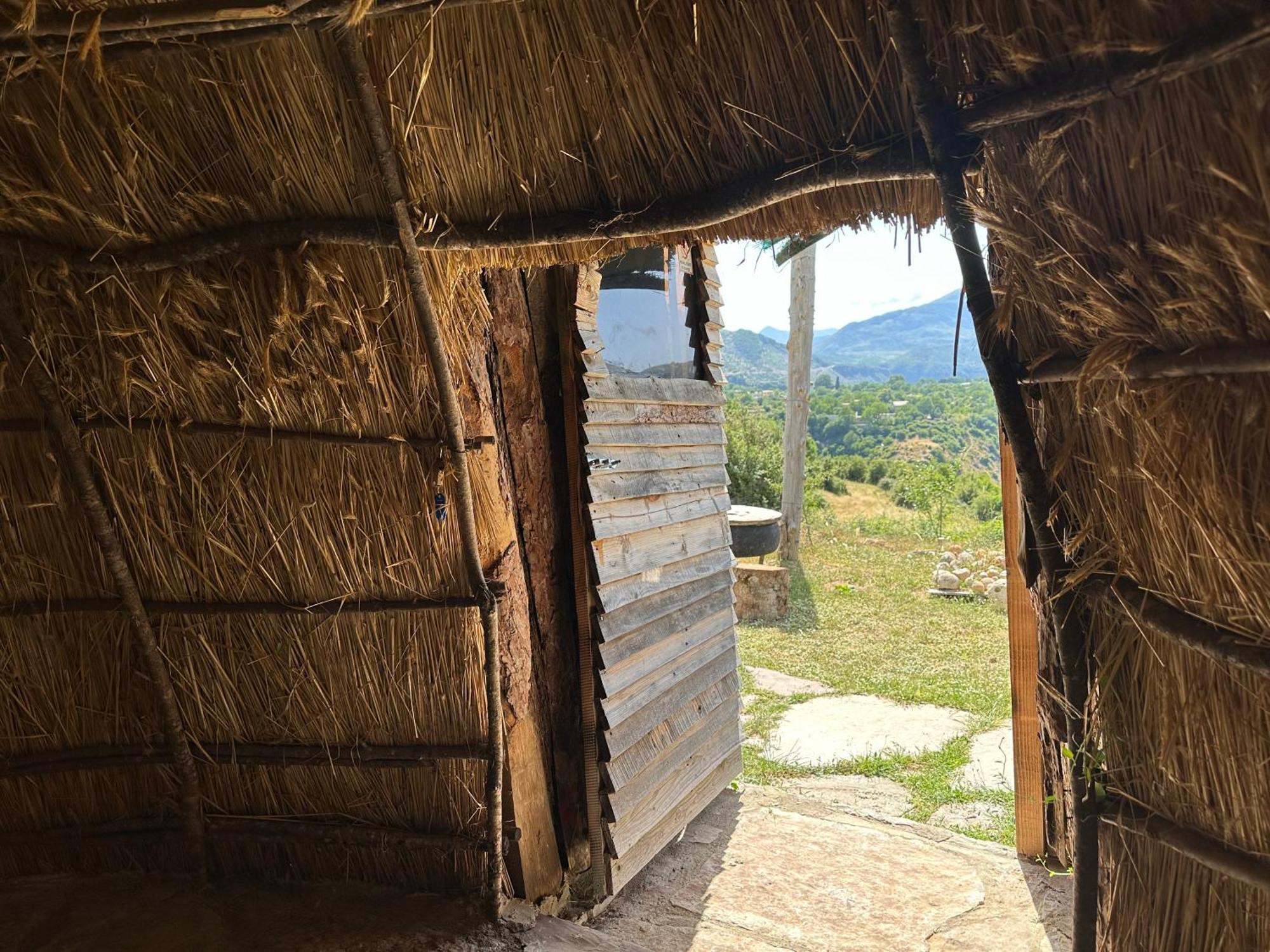 Camping Lekdushi - Shehu Hotel Tepelene Buitenkant foto